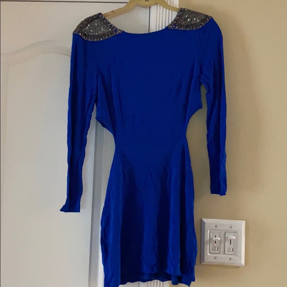 Blue cut out Bebe dress 🔷